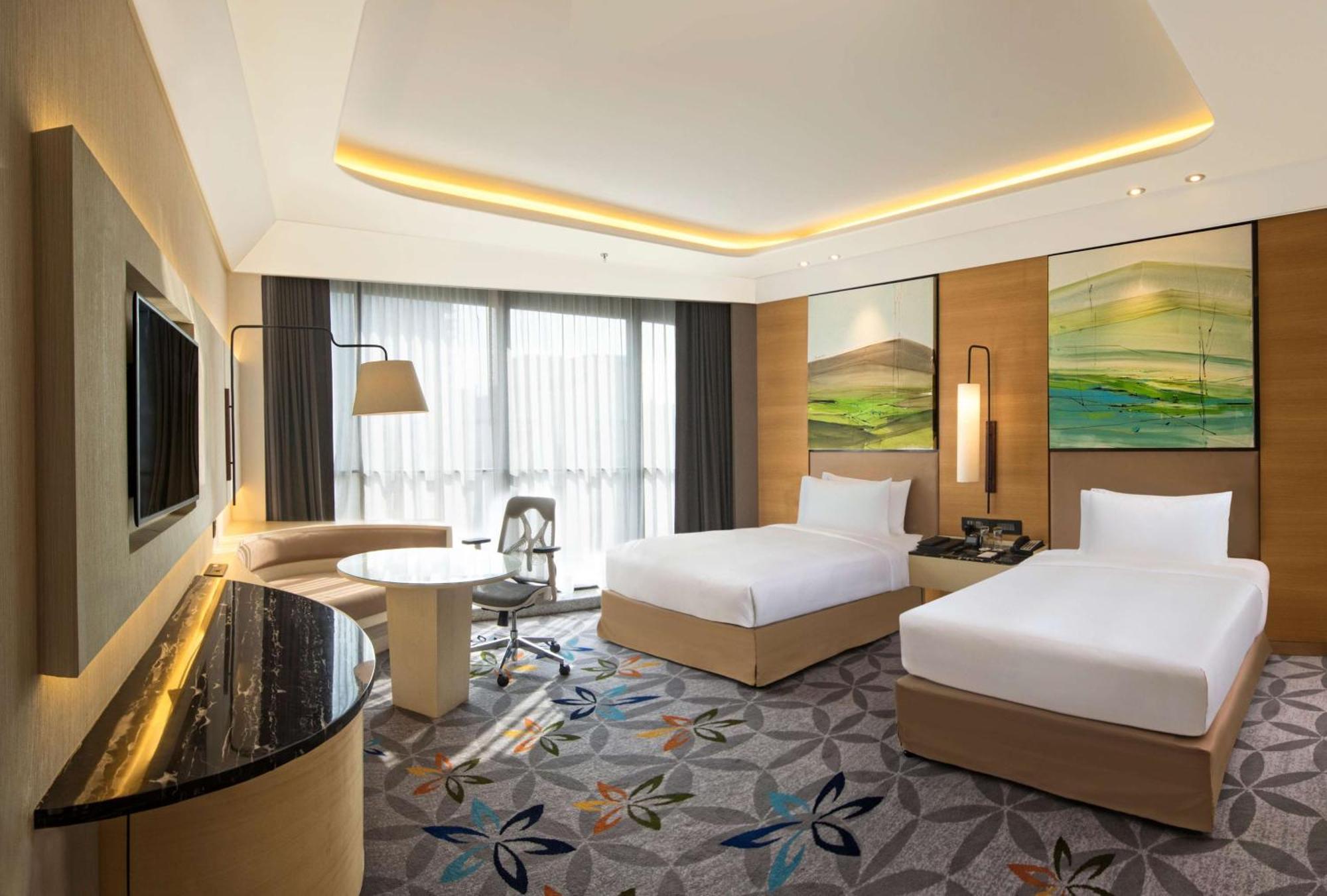 Doubletree By Hilton Ahmedabad Ξενοδοχείο Εξωτερικό φωτογραφία